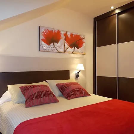 Bubal Hotel apartamentowy 4*