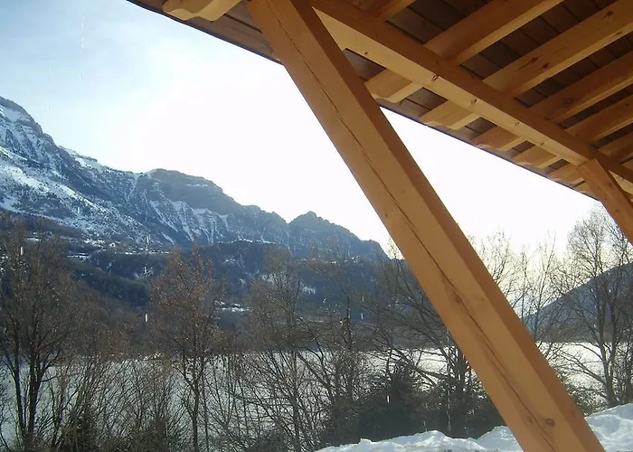 Apart Otel Bubal El Pueyo de Jaca